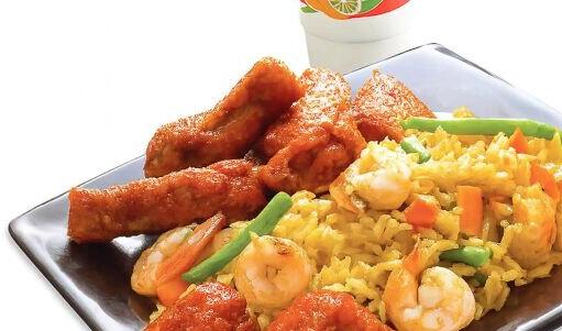 Fried Rice-10pc wings w Drinks